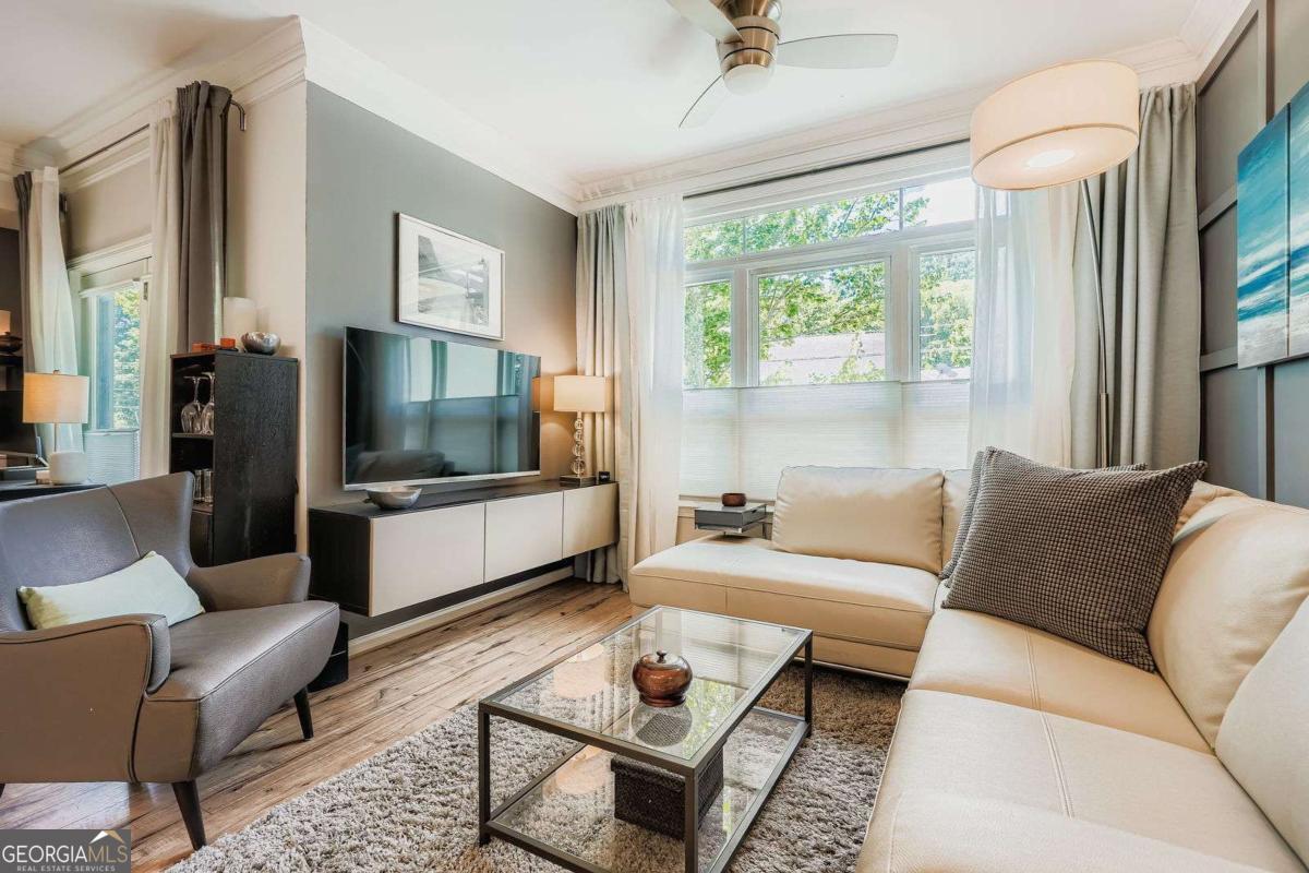 955 Juniper ST NE 1317