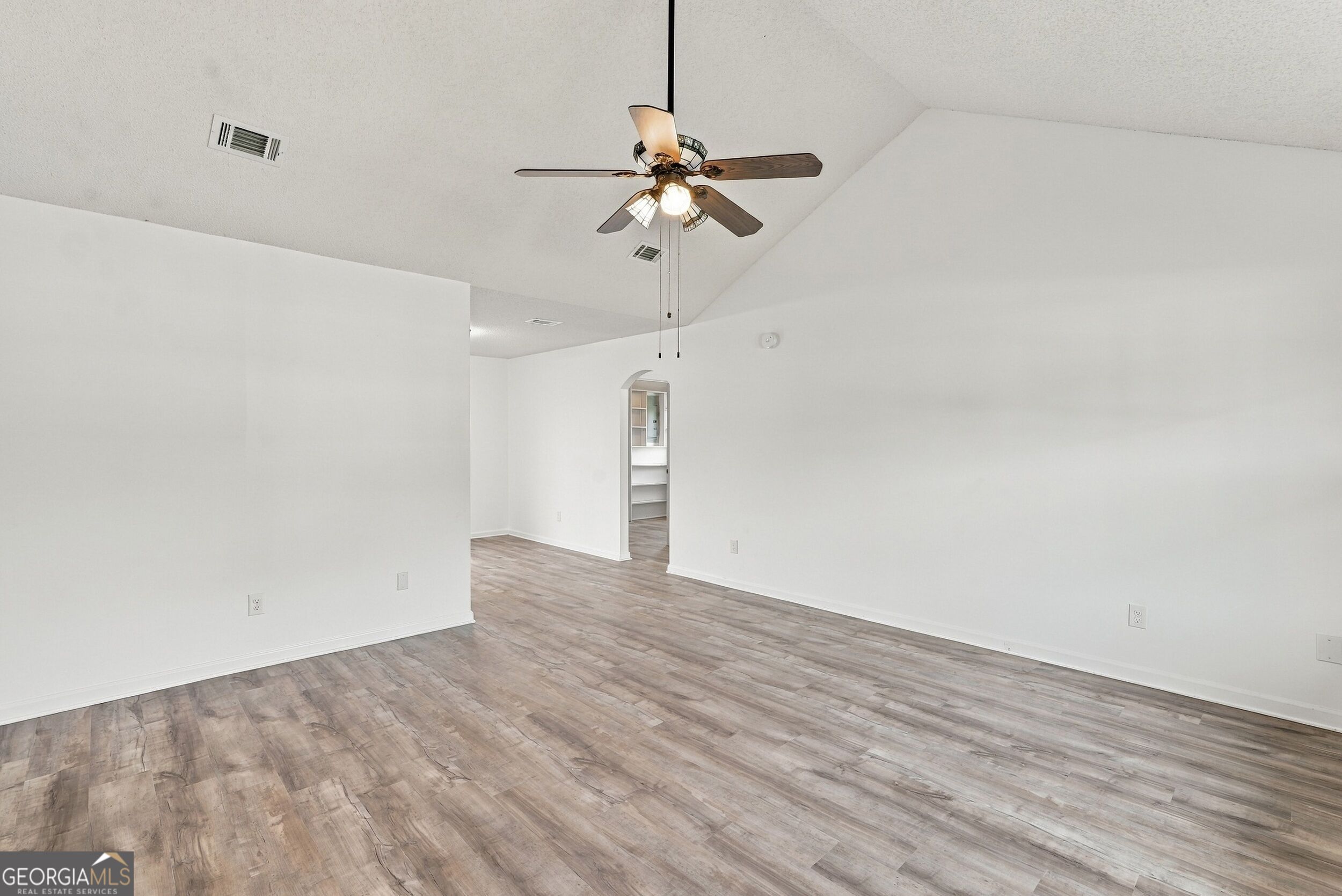 814 Waterfield DR