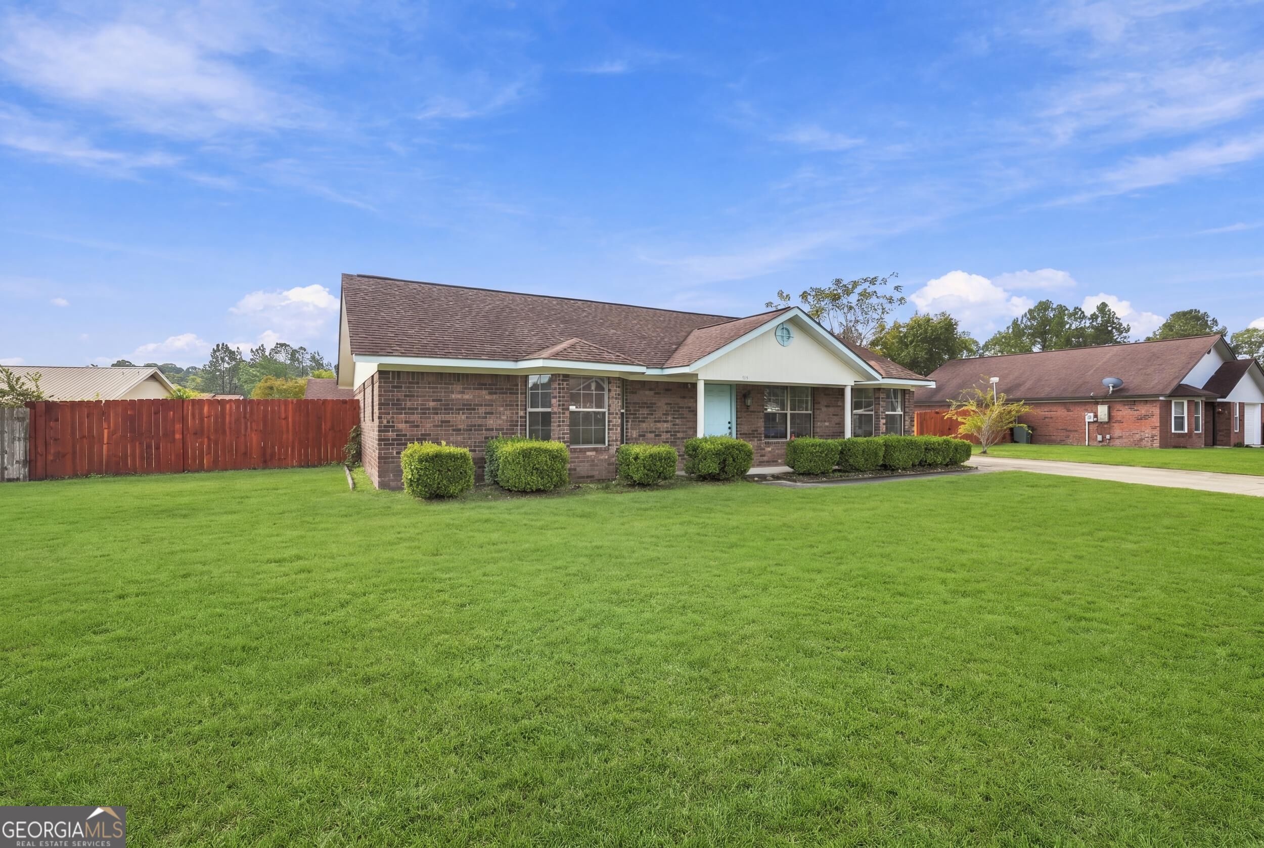 814 Waterfield DR