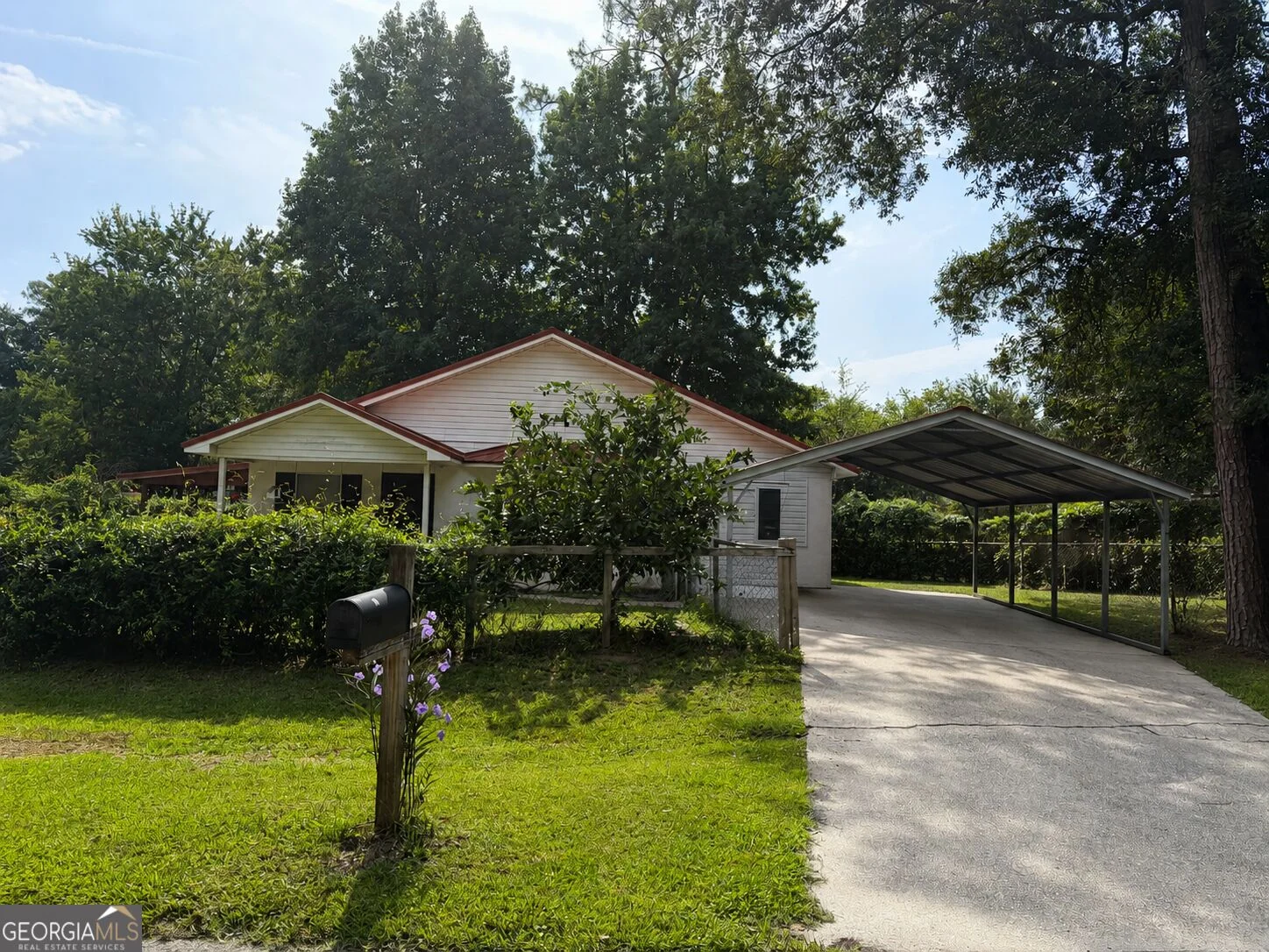 106 Royal Circle