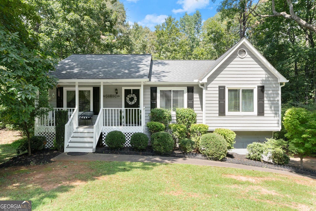 Photo of 4323 Hillview Drive, Acworth, GA 30101 (MLS # 10836907)