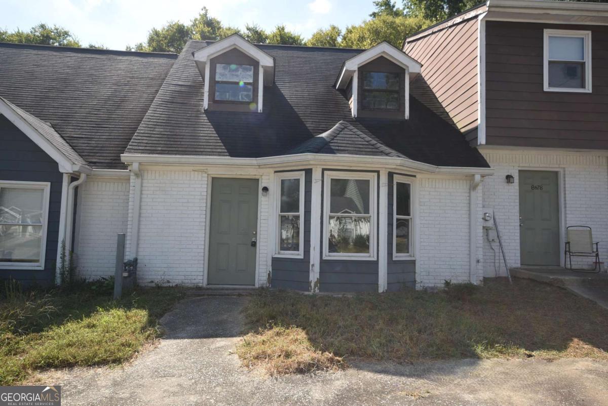 Investor Special! Rare opportunity to acquire a brick-front townhome in Douglasville with strong upside potential. This 2-bed, 2-bath unit offers a spacious layout and sits in a quiet community just minutes from downtown and I-20. Property needs full renovation-perfect for rehabbers or portfolio buyers looking to add value. Zoned for Douglas County High School with school bus access. Adjacent units may be available for bulk purchase. Cash or hard money preferred. Sold as-is. No blind offers. Schedule your showing today and unlock the potential of Ashley Way.