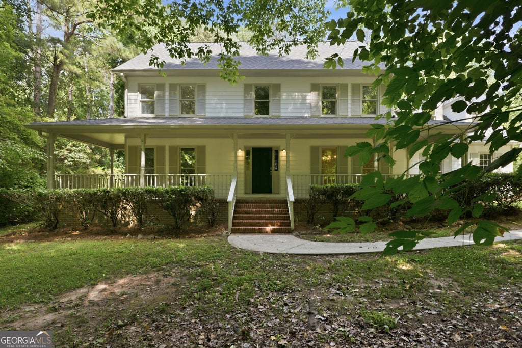 Photo of 125 Yates Drive, Fayetteville, GA 30214 (MLS # 10793426)