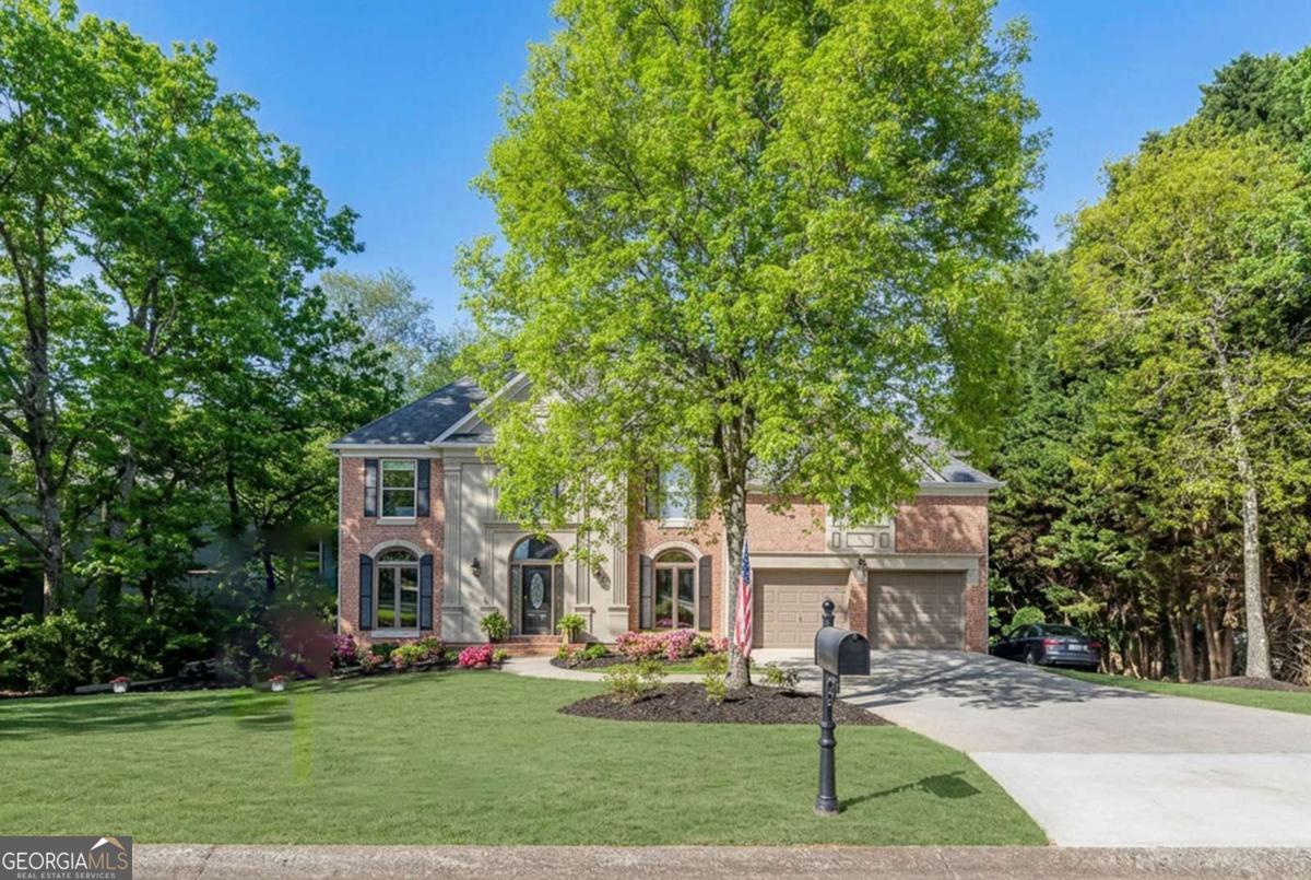 4311 NE Highborne DR NE