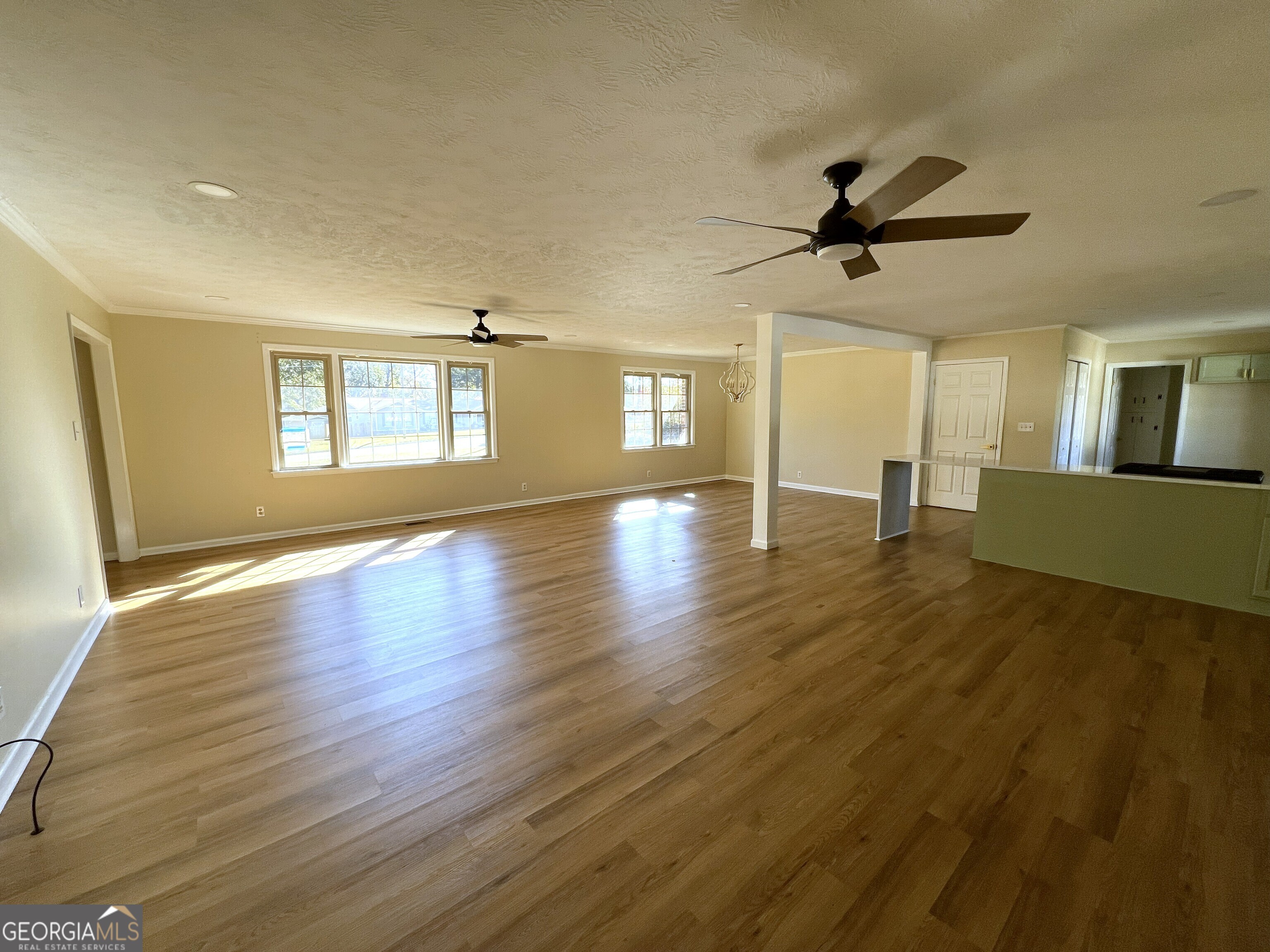 4051 Goshen Lake DR S