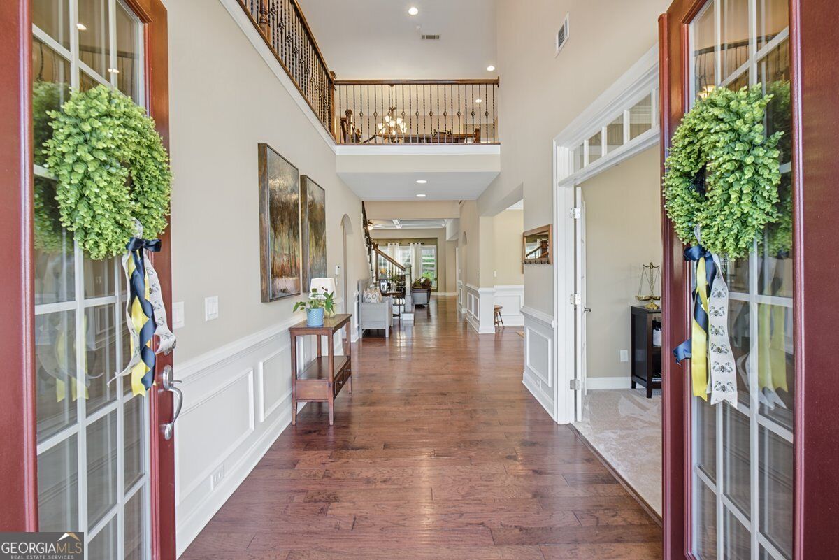 1432 Willis Lake DR NW