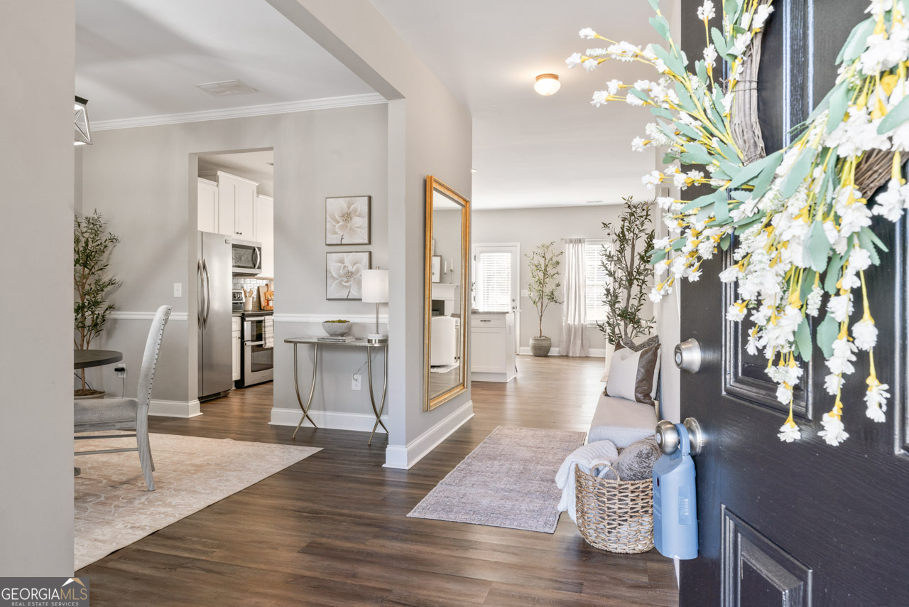 204 Clear Springs CT