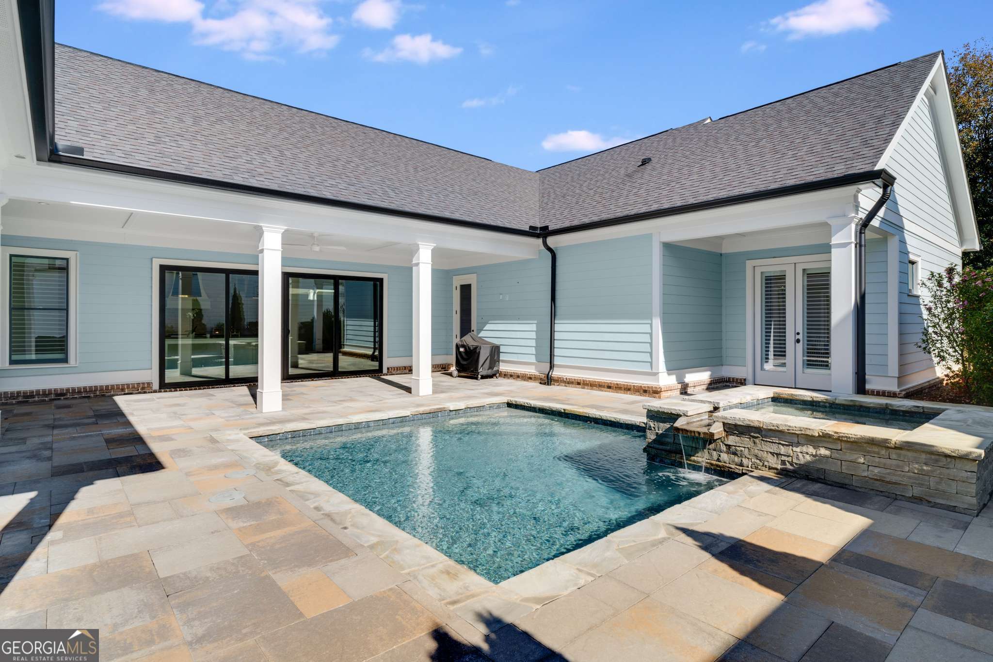 The Georgia Club - Residential