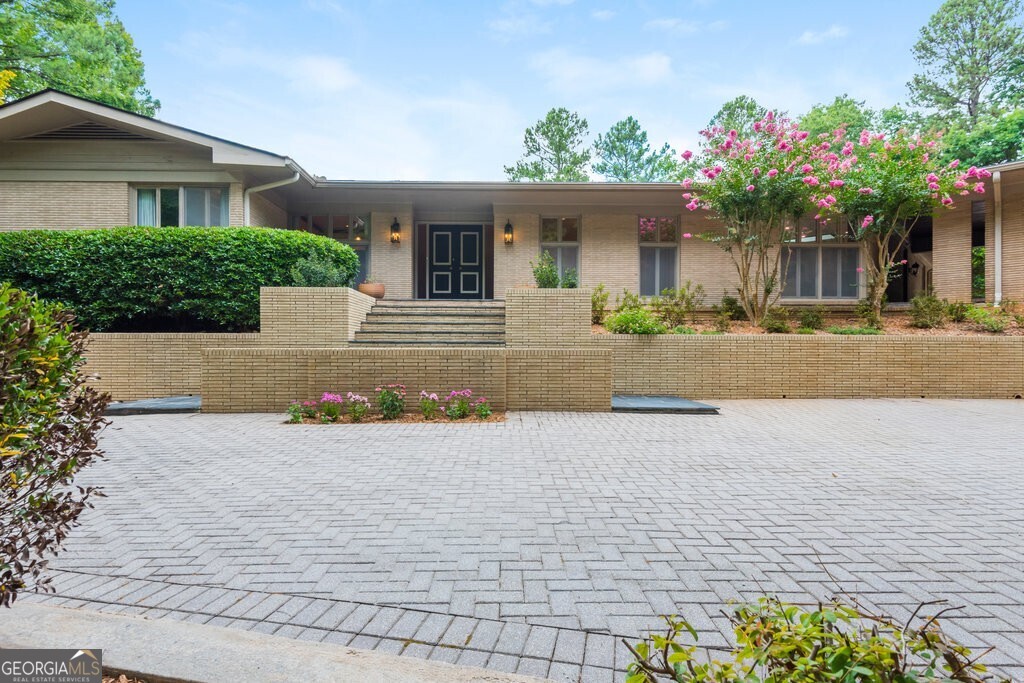 View Atlanta, GA 30327 house