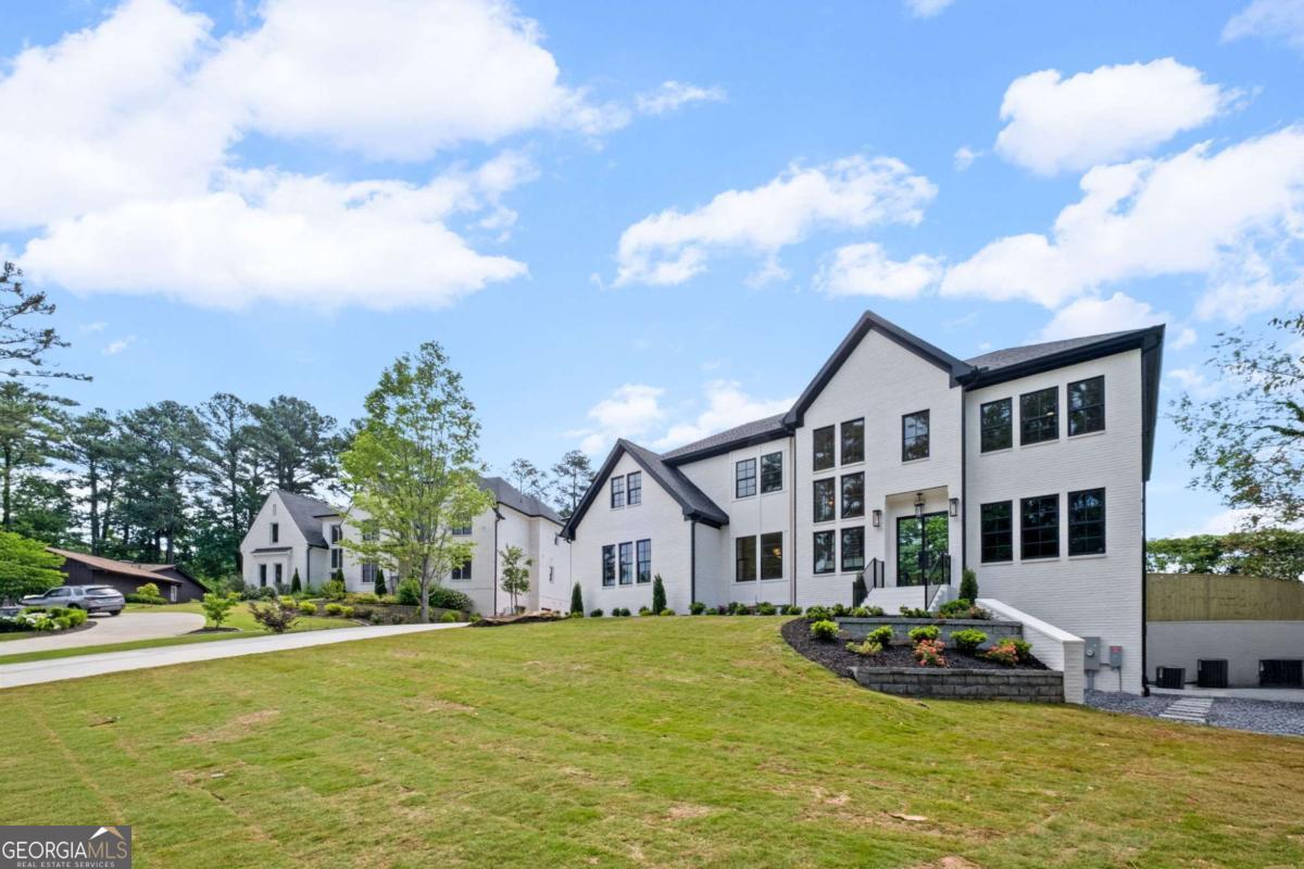 1081 Hershey DR