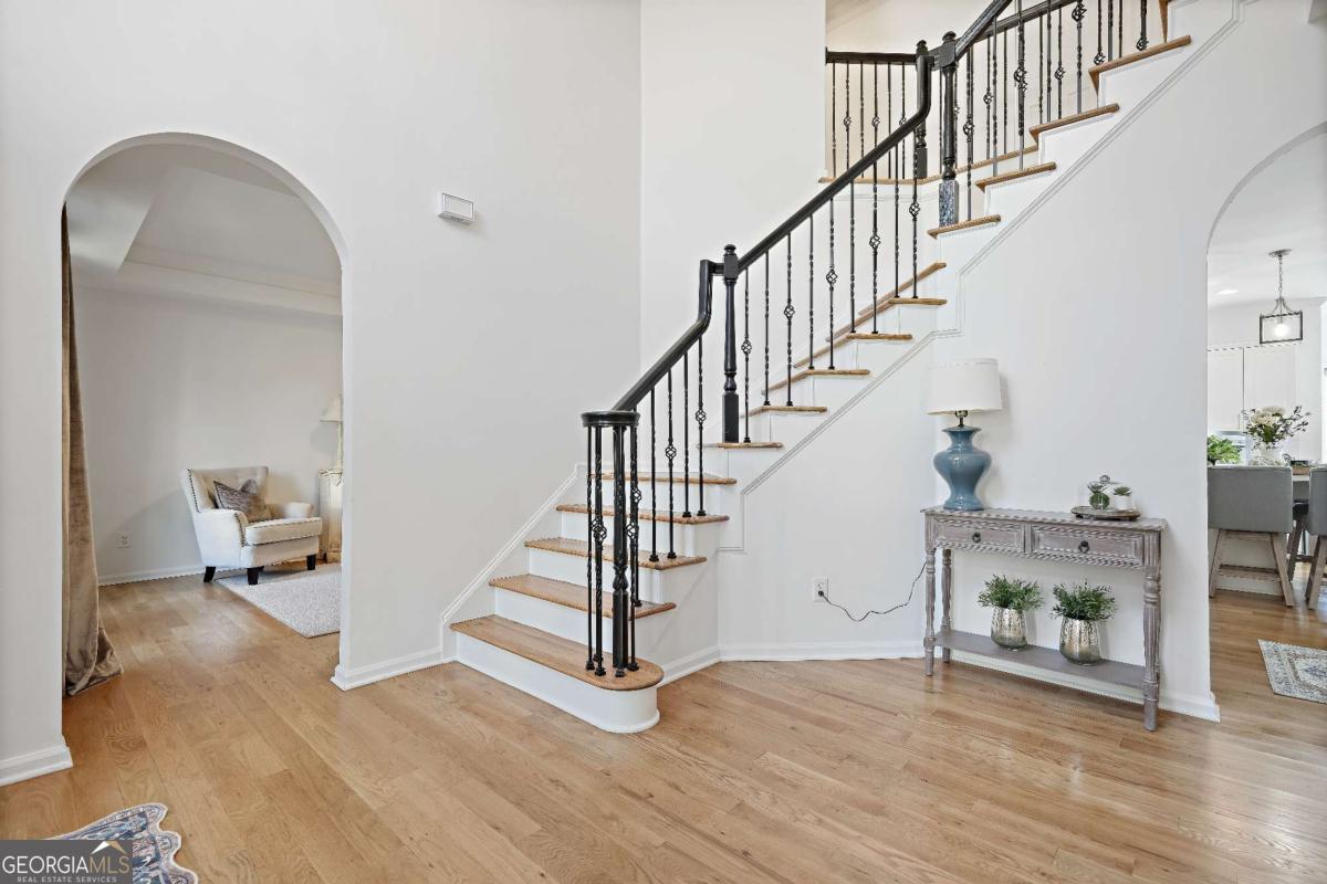 3038 Fairhaven RDG NW