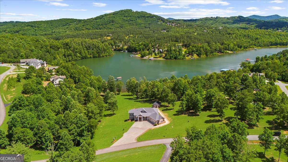 112 Big Knoll Drive