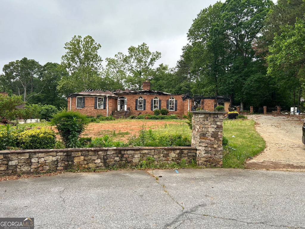 2160 Marion LN