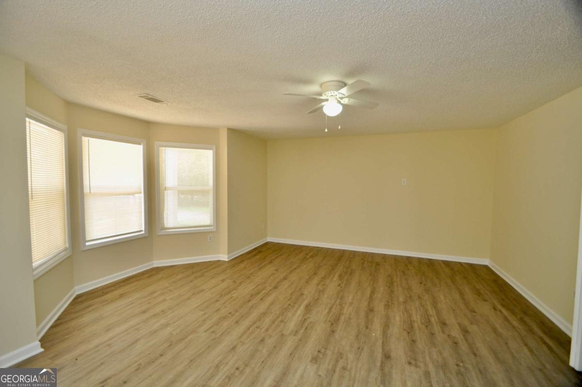 1824 Cedar Shoals DR