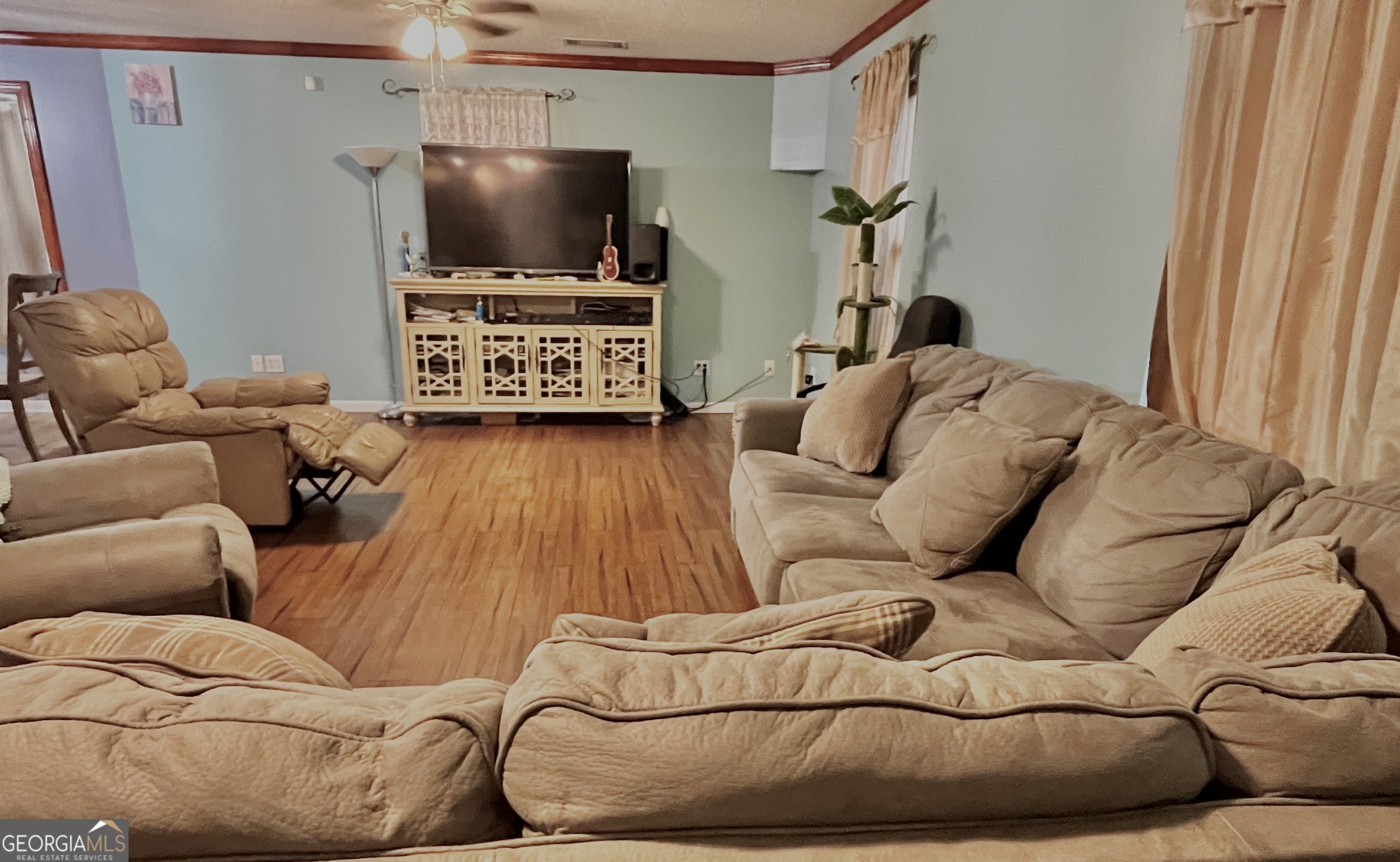 705 Geiger ST