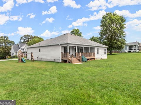 A home in Mount Airy