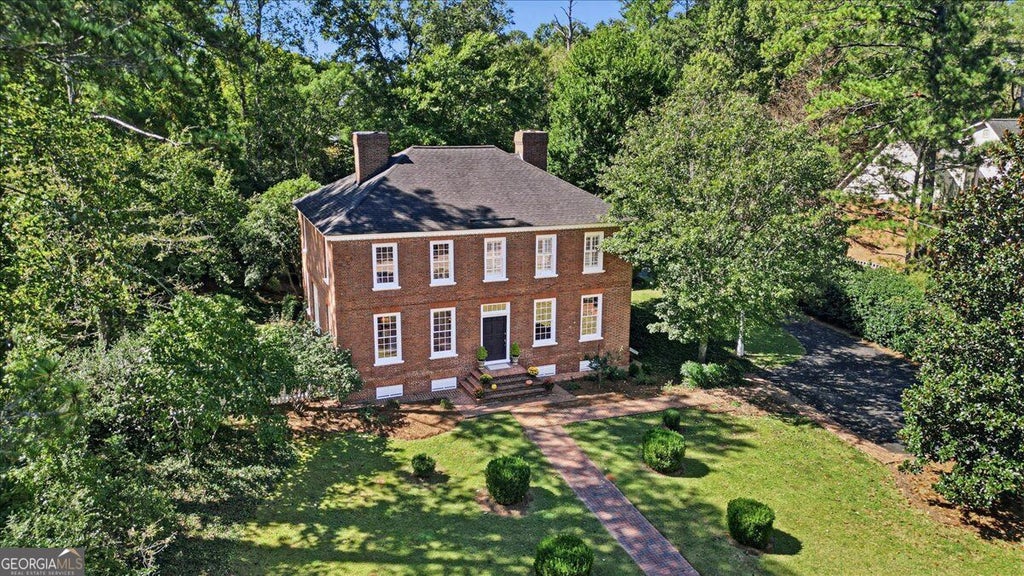 Photo of 405 N Pine Hill Road, Griffin, GA 30223 (MLS # 10872360)
