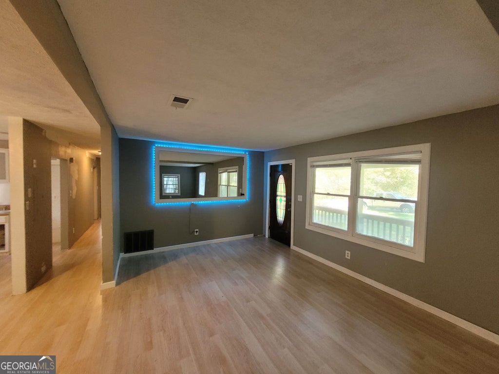 Photo of 1400 Sycamore Drive, Kennesaw, GA 30152 (MLS # 10875148)