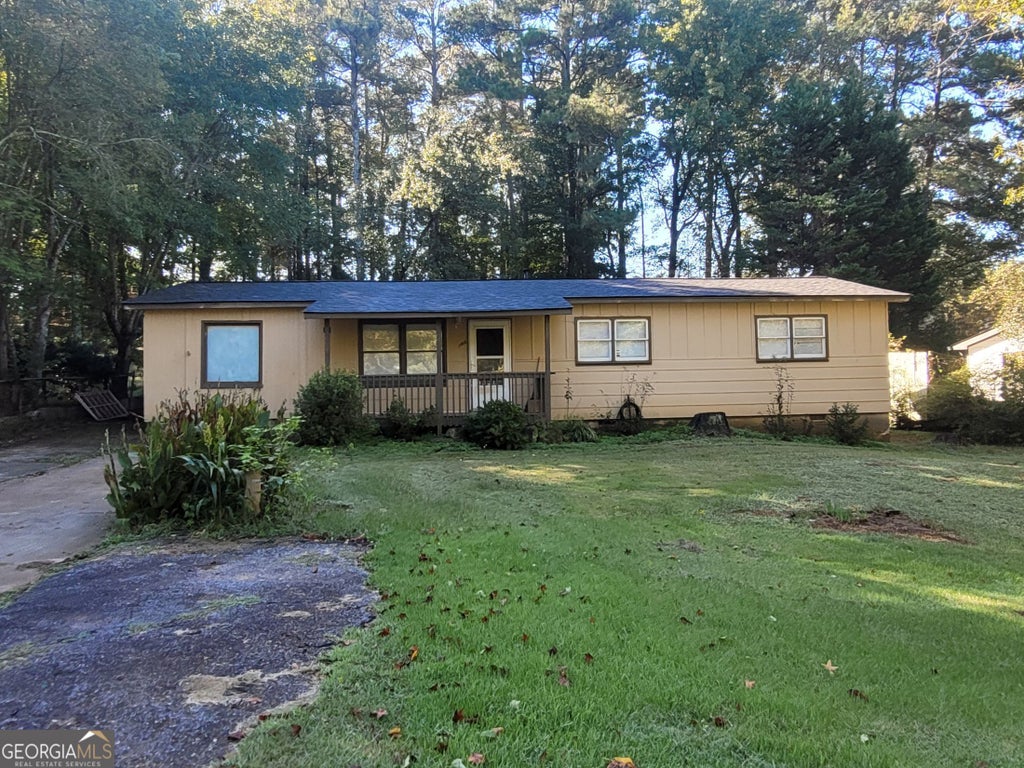Photo of 1400 Sycamore Drive, Kennesaw, GA 30152 (MLS # 10875148)