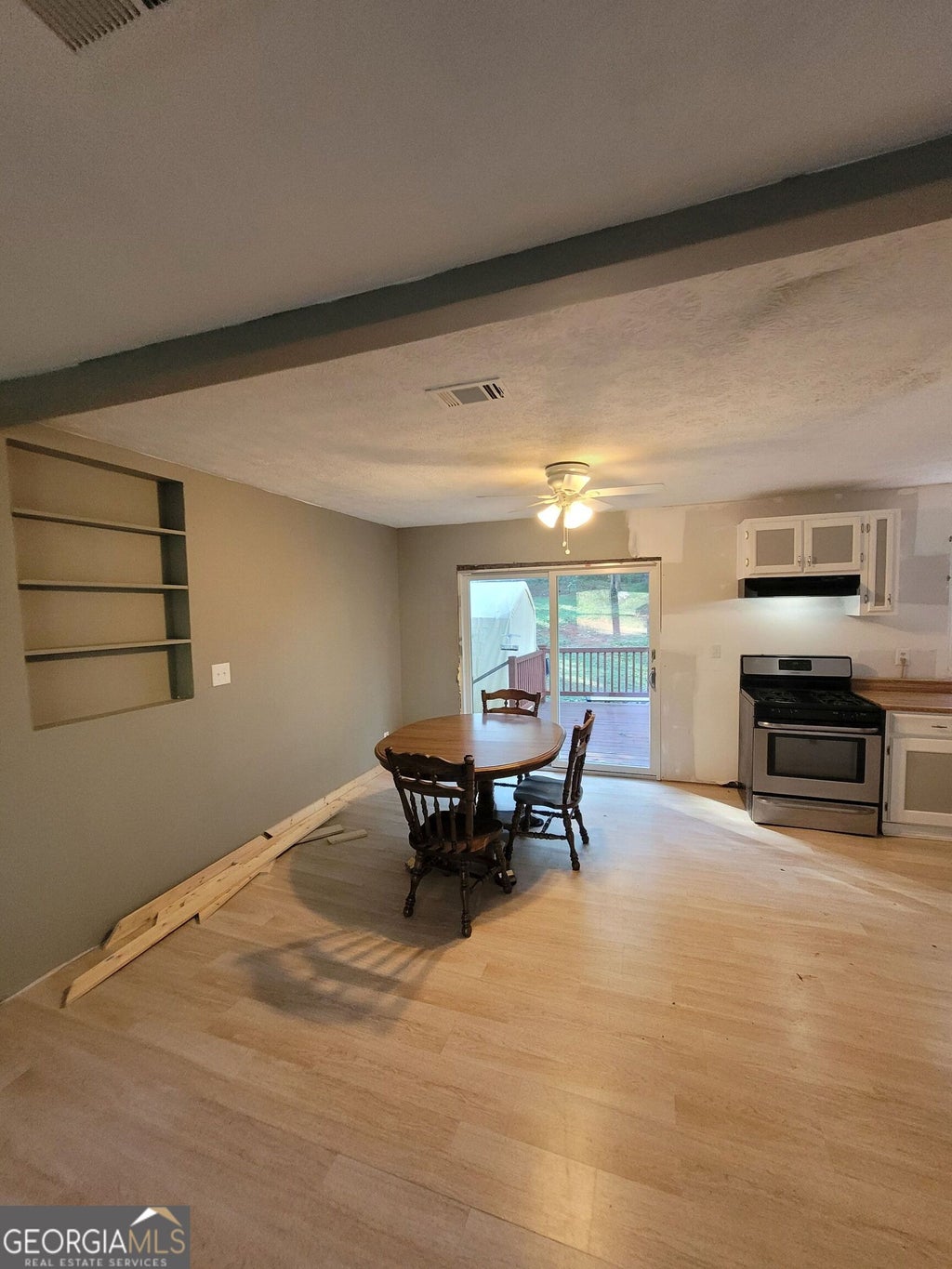 Photo of 1400 Sycamore Drive, Kennesaw, GA 30152 (MLS # 10875148)