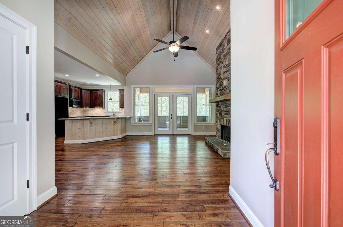 25 Mountain Creek TRL NE