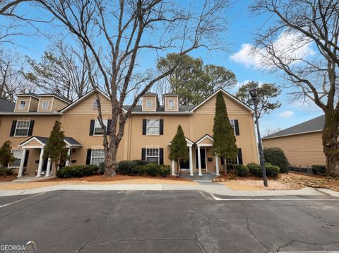 Photo of 806 Brighton Point, Atlanta, GA 30328 (MLS # 10704639)