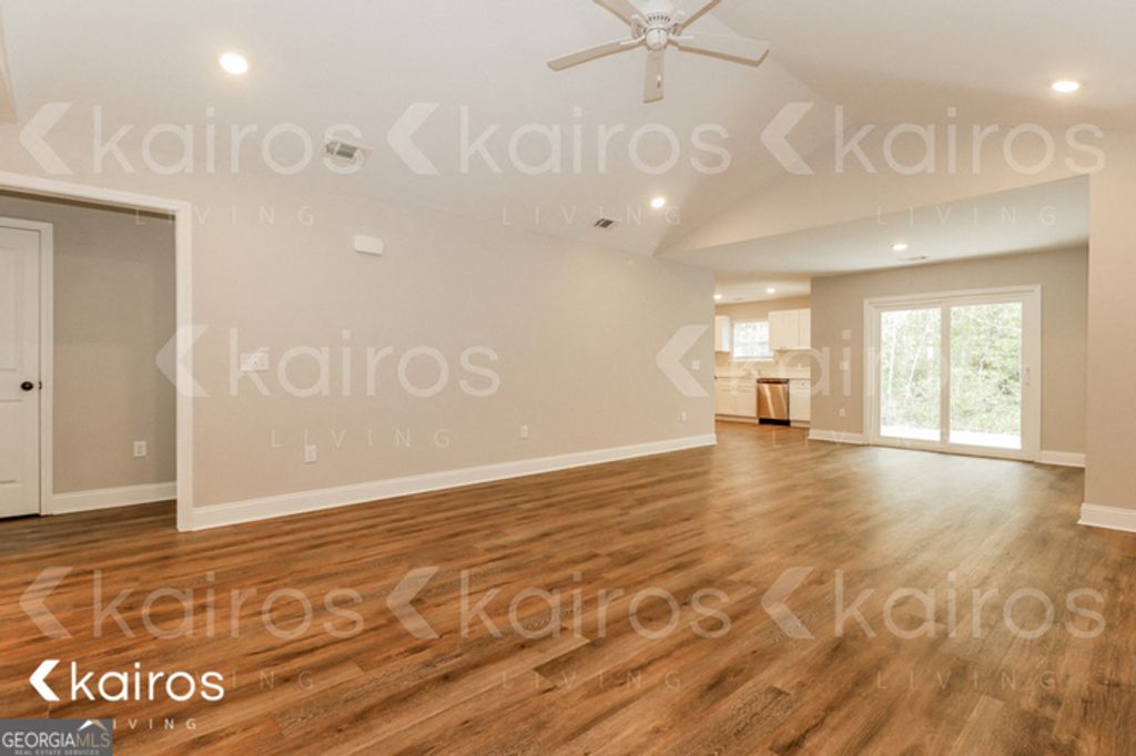 Photo of 153 Cottage Grove Road, Brunswick, GA 31525 (MLS # 10762400)