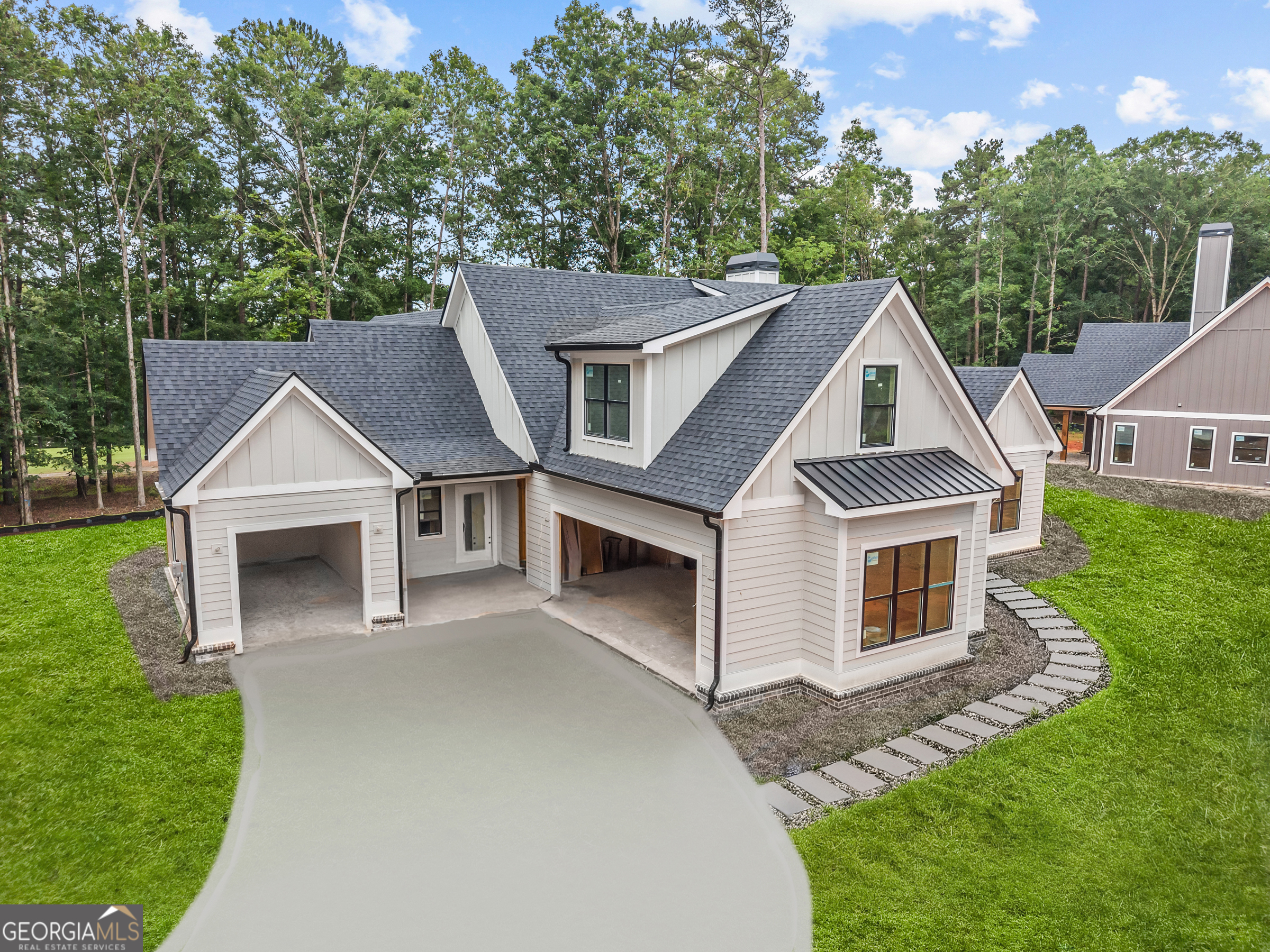 1310 Lake DR