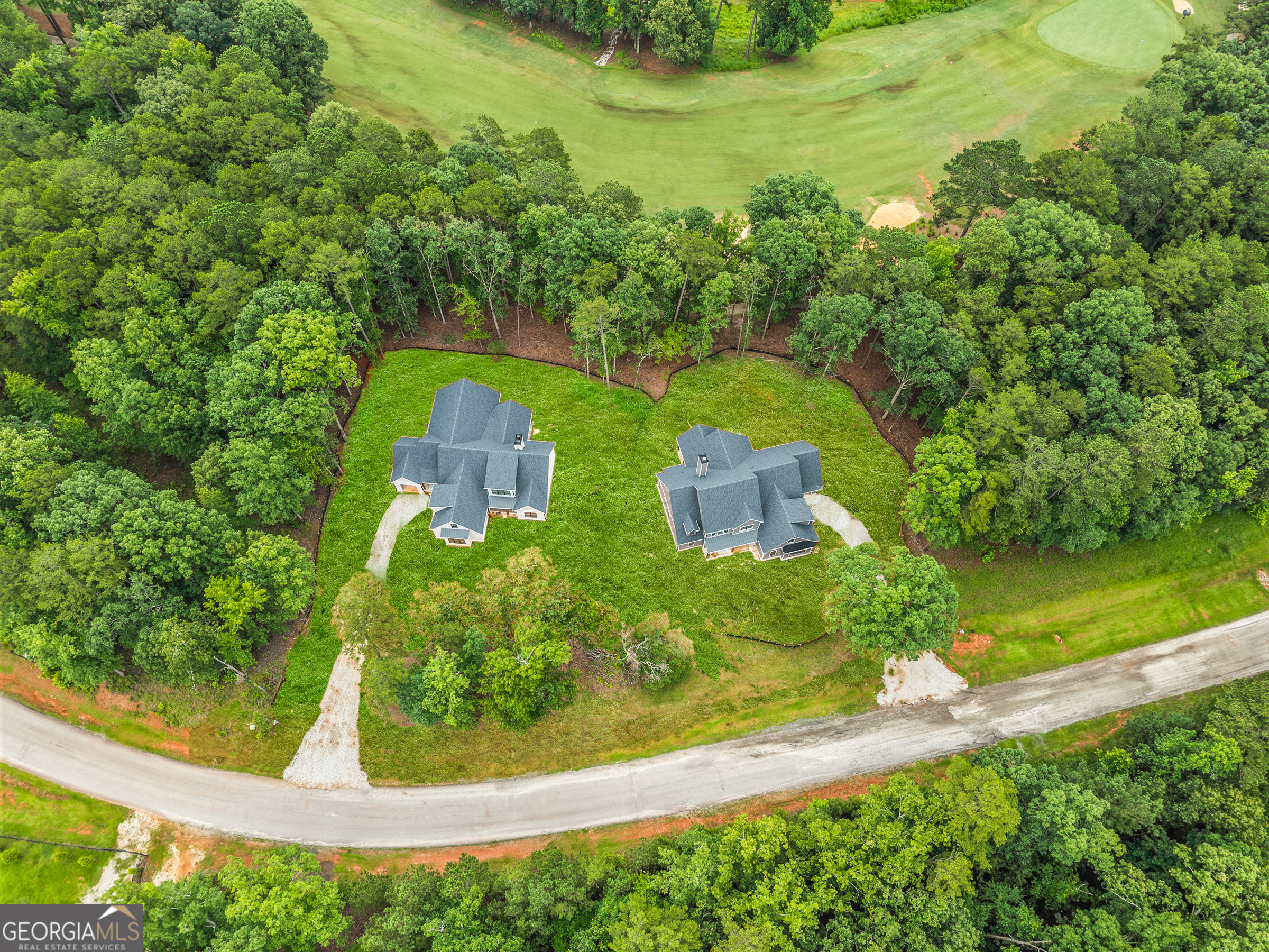 1310 Lake DR
