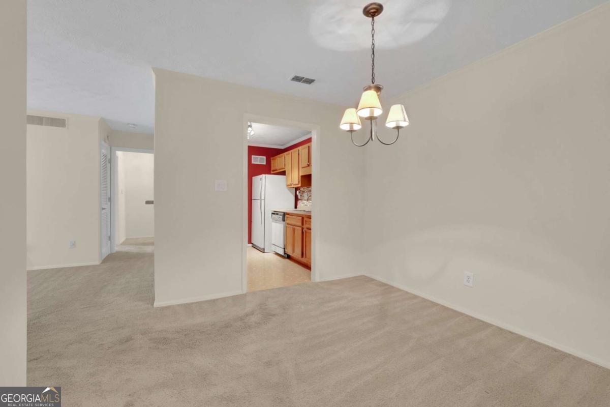 1108 Country Park DR SE