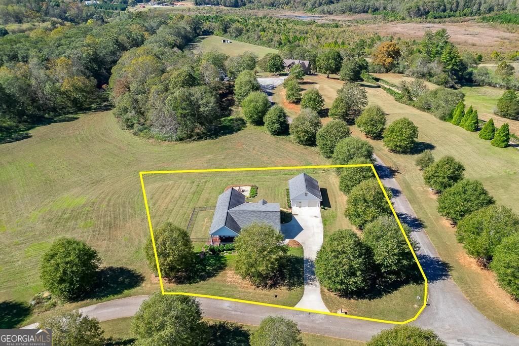 Photo of 182 Farm Hill Drive, Clarkesville, GA 30523 (MLS # 10699651)