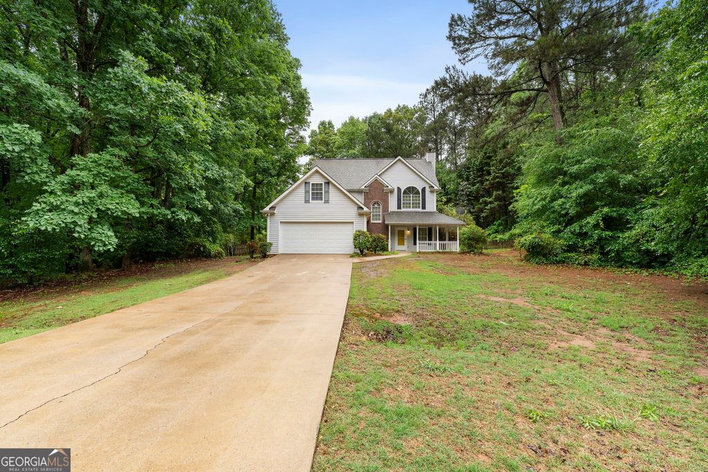 Photo of 55 The Falls Boulevard, Covington, GA 30016 (MLS # 10761039)