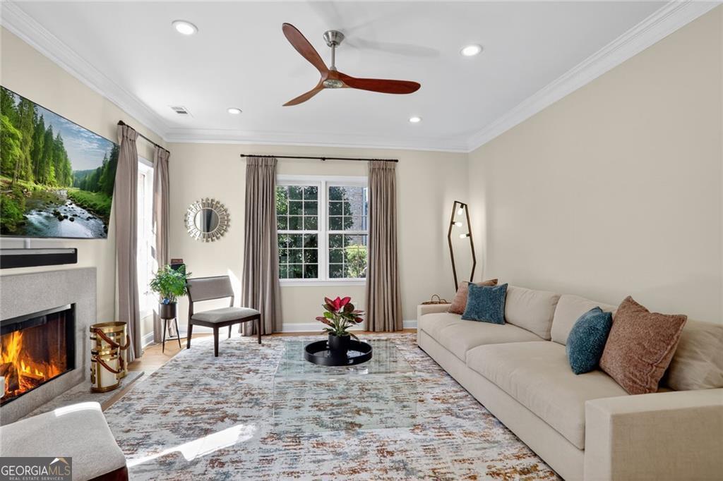 2718 Vinings Oak DR SE