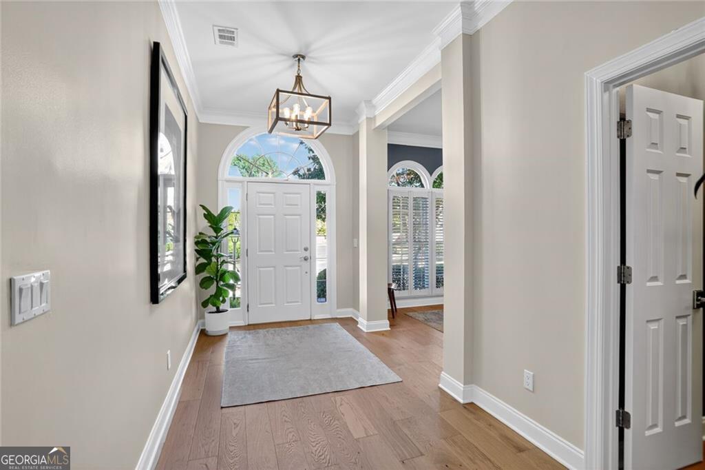 2718 Vinings Oak DR SE