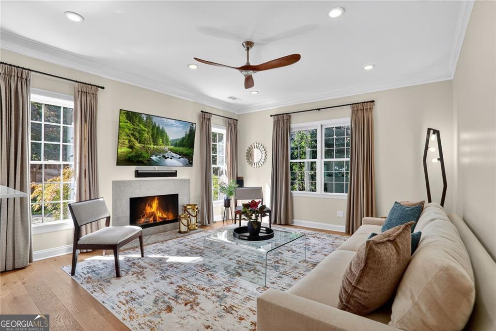 2718 Vinings Oak DR SE