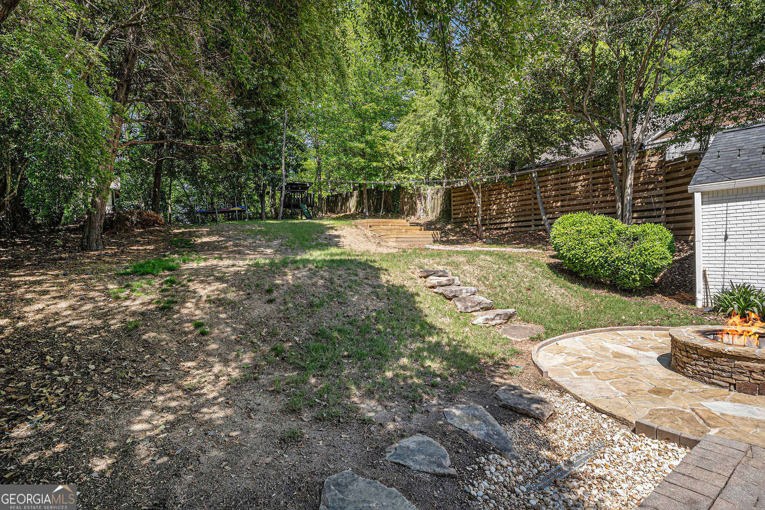 Atlanta, Georgia 30324, United States, 4 Bedrooms Bedrooms, ,2 BathroomsBathrooms,Residential,Active,132522