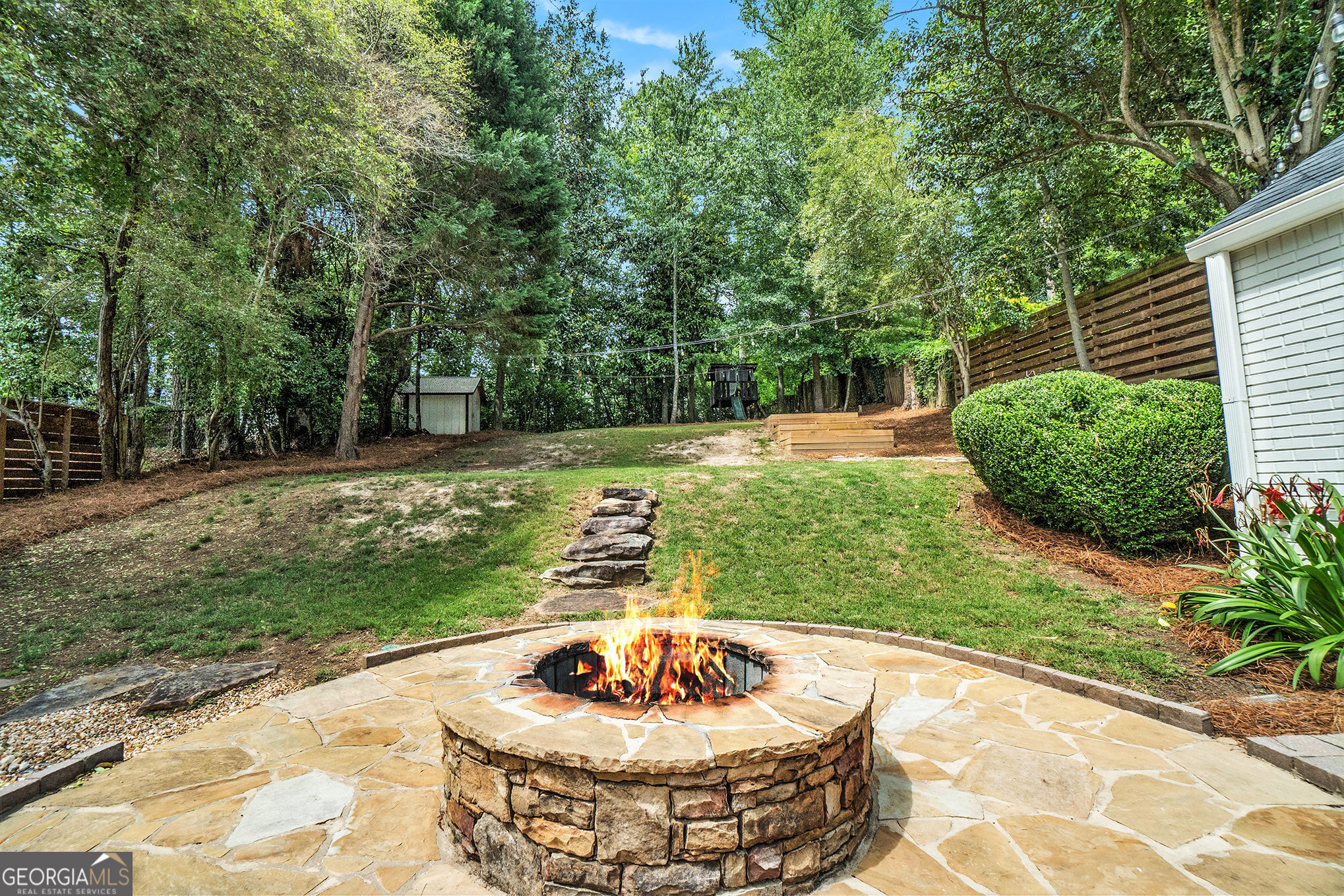 Atlanta, Georgia 30324, United States, 4 Bedrooms Bedrooms, ,2 BathroomsBathrooms,Residential,Active,132522