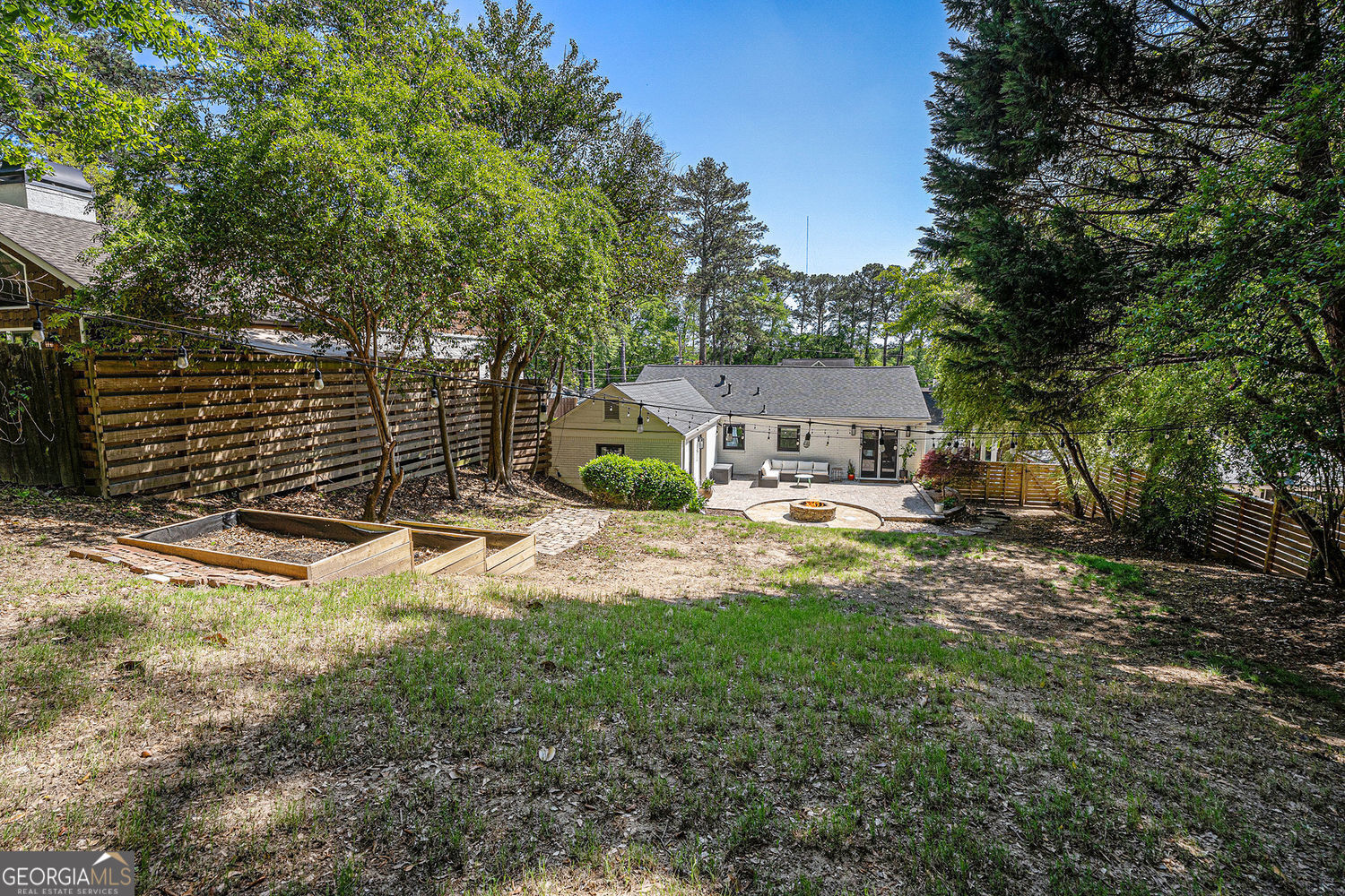 Atlanta, Georgia 30324, United States, 4 Bedrooms Bedrooms, ,2 BathroomsBathrooms,Residential,Active,132522