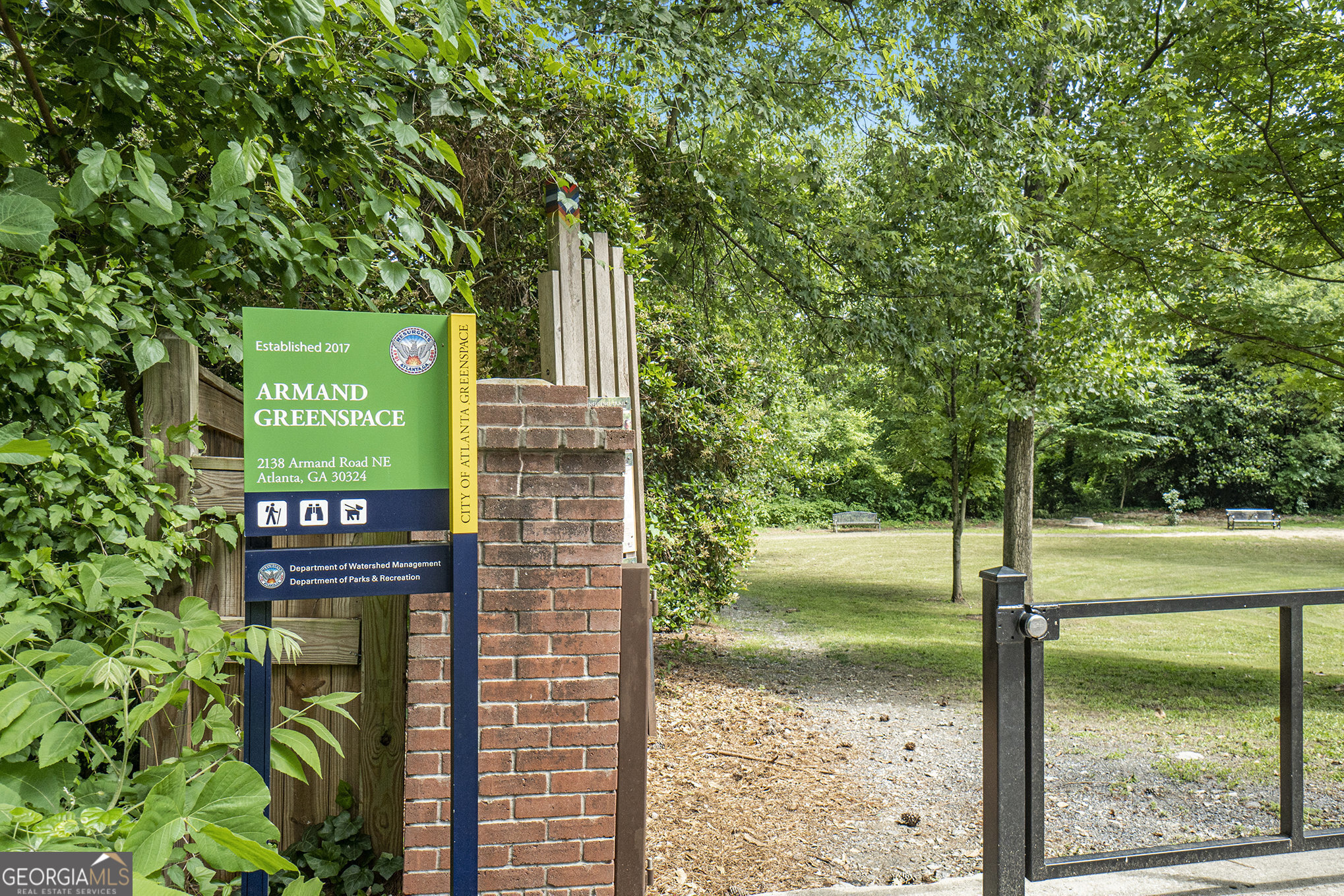 Atlanta, Georgia 30324, United States, 4 Bedrooms Bedrooms, ,2 BathroomsBathrooms,Residential,Active,132522