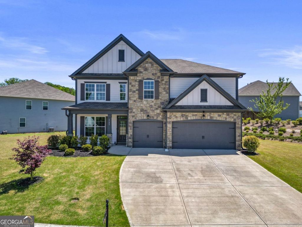 Photo of 6780 Rambling Vale, Cumming, GA 30028 (MLS # 10739913)