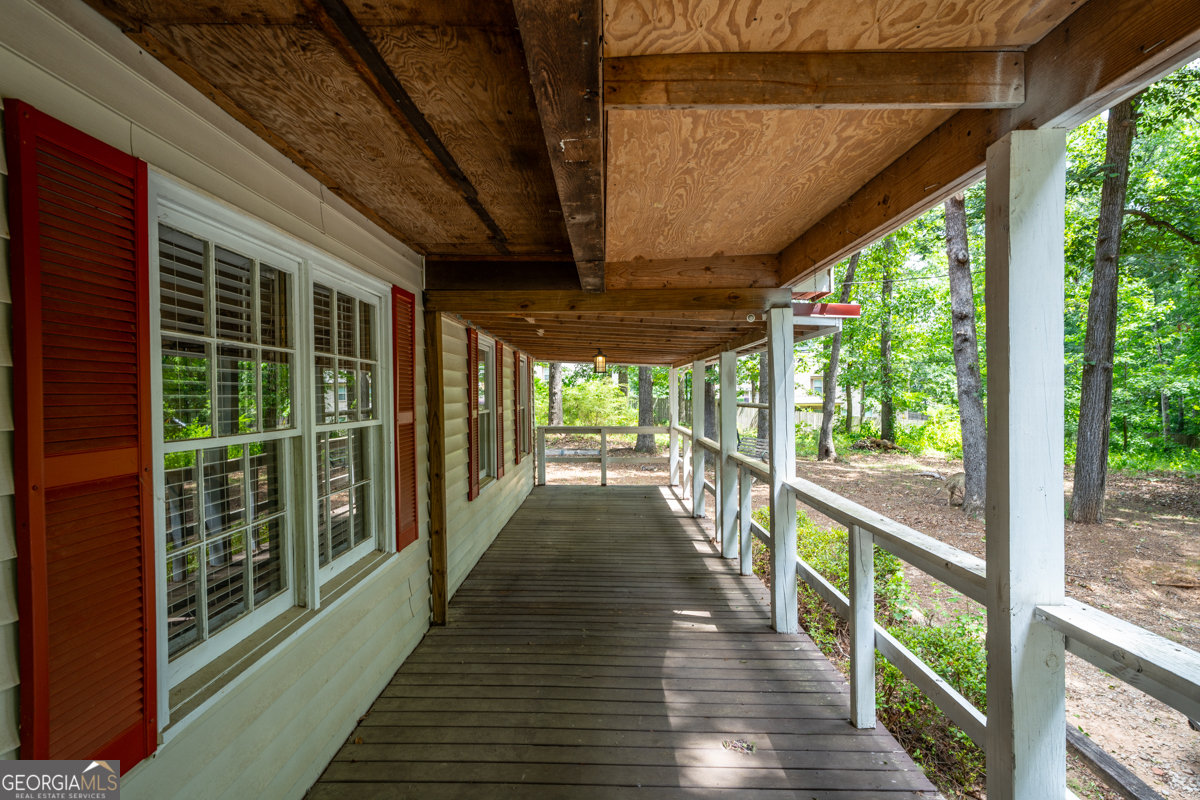 Photo 2 of 16 of 146 Mount Bethel RD house