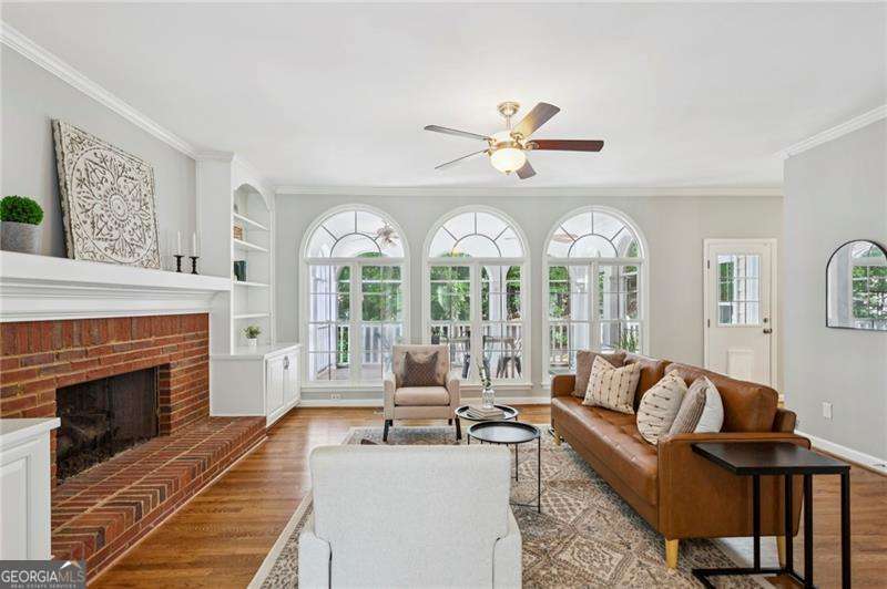 1181 Parkland RUN SE