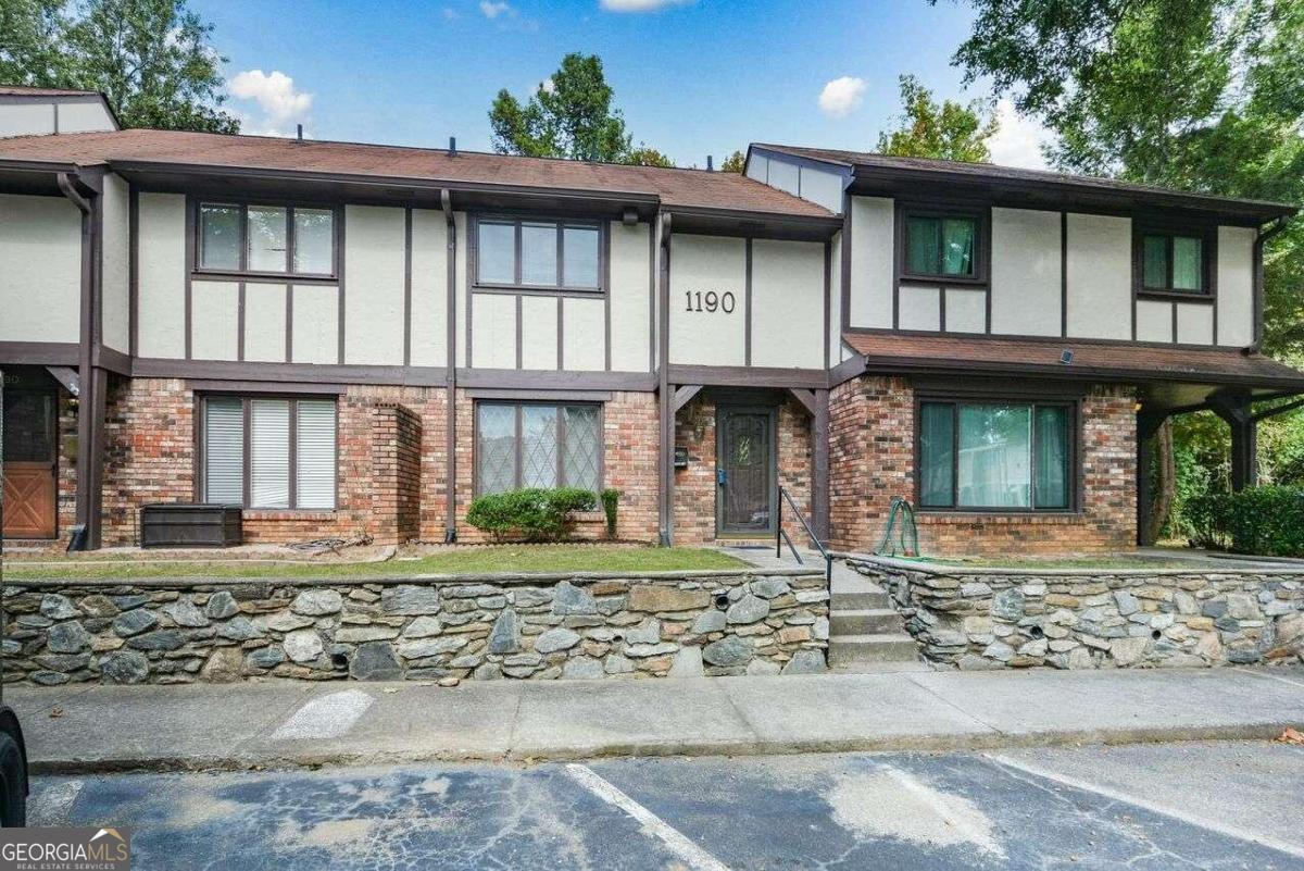 Ashborough Village - Residential