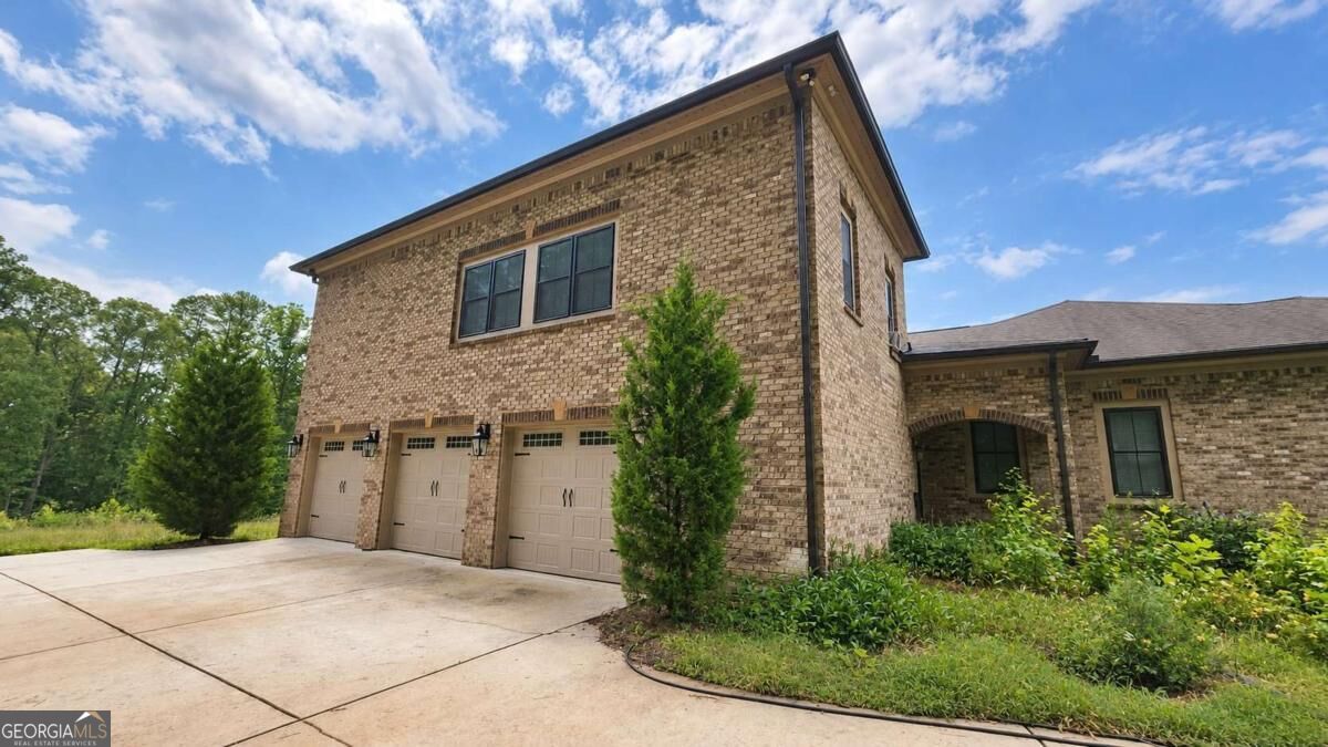 1380 Elva DR SW