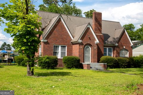 199 Anthony/Oak STS Baxley GA 31513