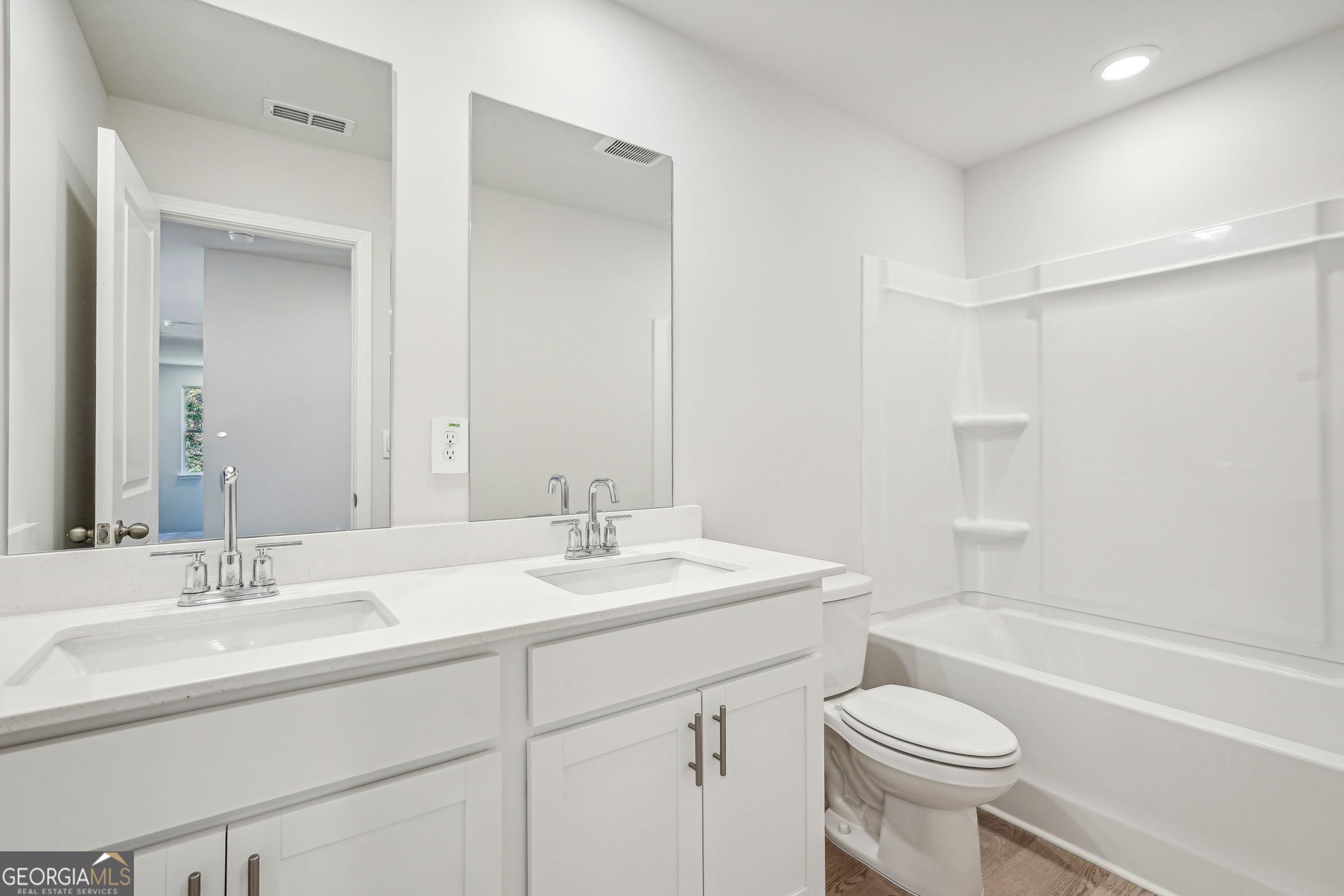 Hamilton Crossing - Residential