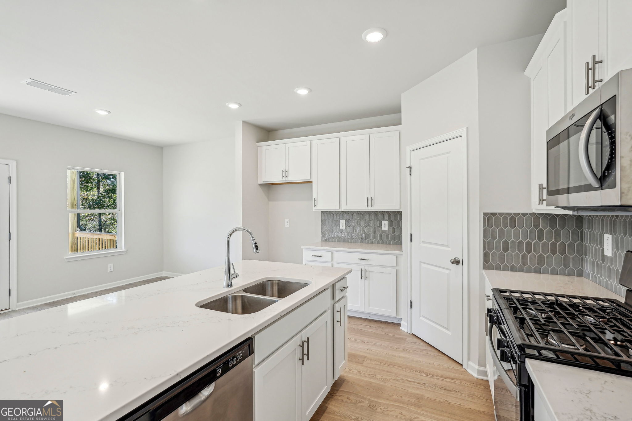 Hamilton Crossing - Residential