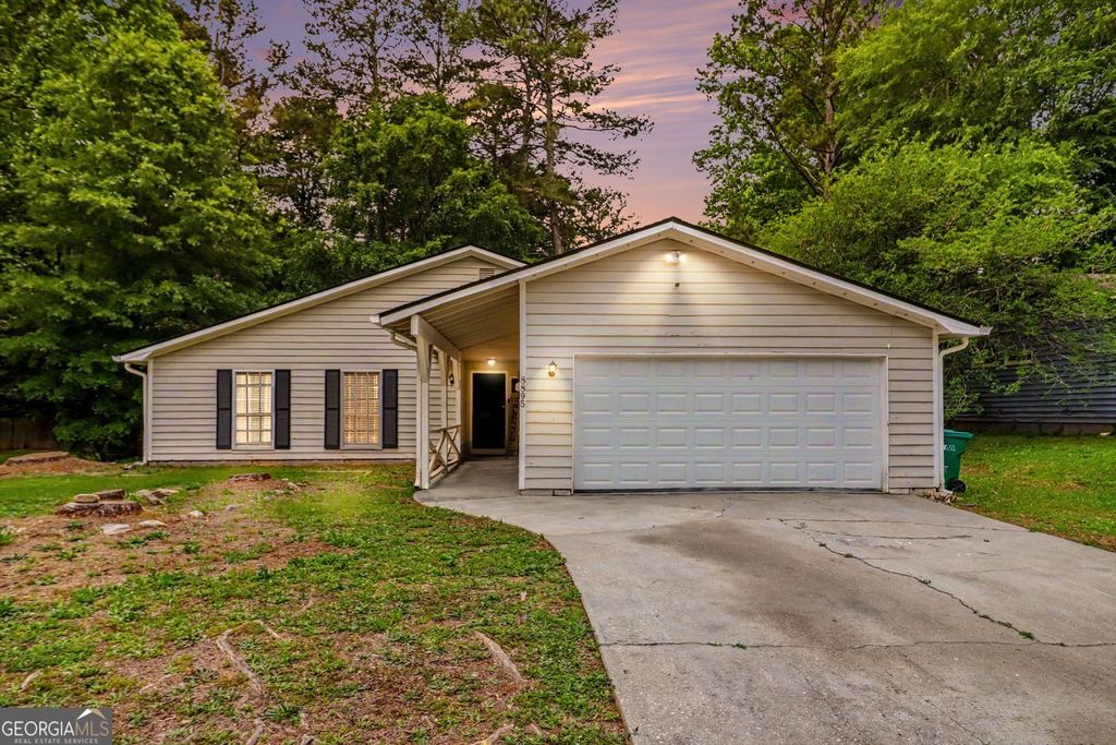 Photo of 8895 Wesley Place, Jonesboro, GA 30238 (MLS # 10760851)