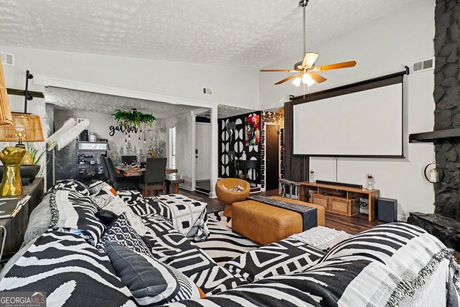 8895 Wesley PL