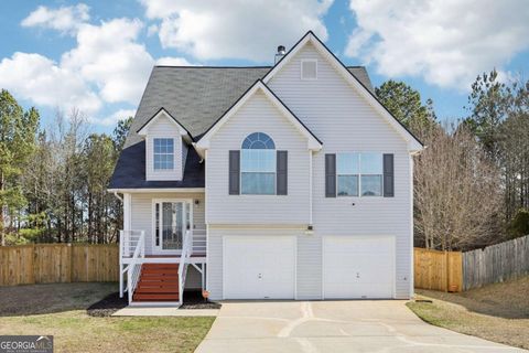 Photo of 1661 Louisa Court, Hampton, GA 30228 (MLS # 10677340)